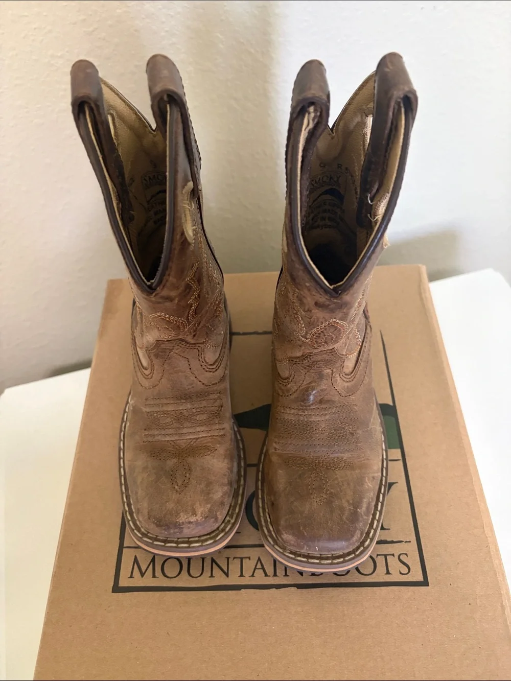 Children's Brown Western Pull-On Boots with Tan Trim